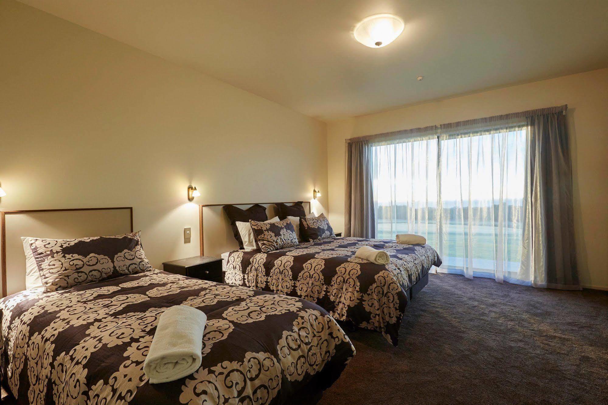 Koura Bay Golf Resort Кайкоура Екстер'єр фото
